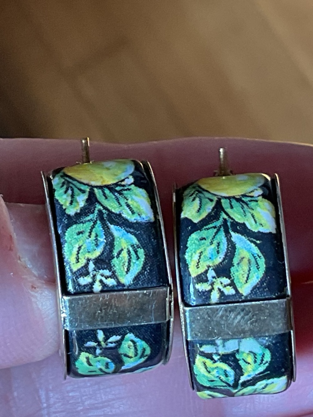 TAGLIAMONTE Gold Plated Sterling Silver 925 Sicilian Lemons Enamel Round Earring - Picture 8 of 15